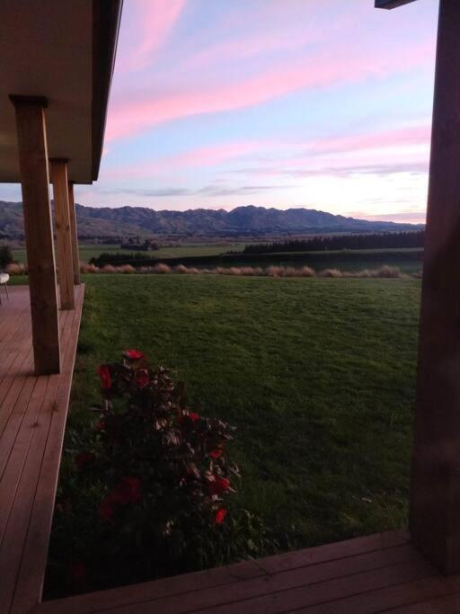 The Bunkhouse Hotel Waiau Bagian luar foto